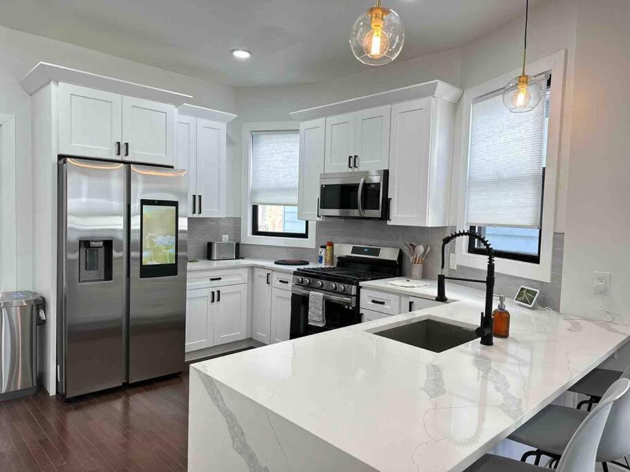 Appartamento Secret Escape 20 Min From Nyc N 1 Jersey City Esterno foto