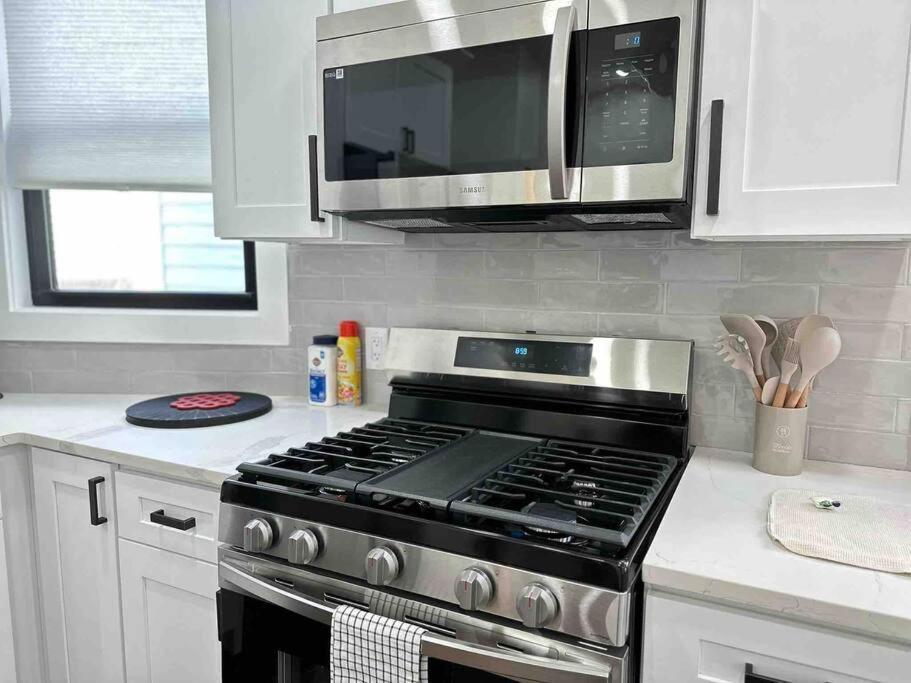 Appartamento Secret Escape 20 Min From Nyc N 1 Jersey City Esterno foto